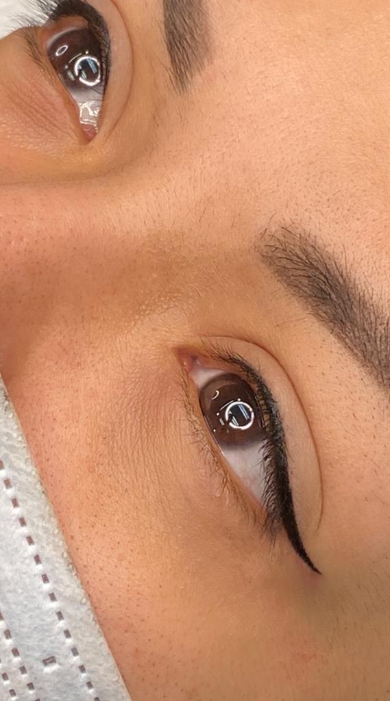 Delineado de Ojos